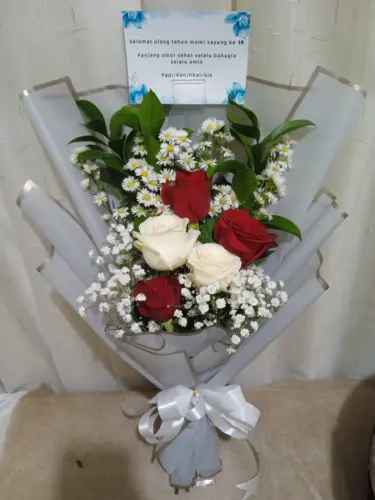 Buket Bunga atria hotel gading serpong Cepat